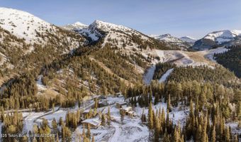 1040 CAMBER Ln, Alta, WY 83414