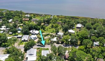 225 Ave D, Apalachicola, FL 32320