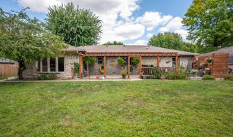 747 Yosemite Dr, Indianapolis, IN 46217