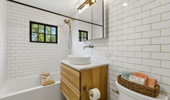 607 E Frederick St, Arlington Heights, IL 60004