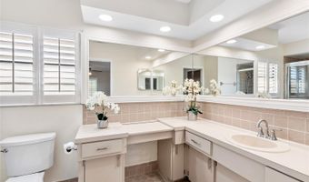 727 FLAMINGO Dr, Apollo Beach, FL 33572