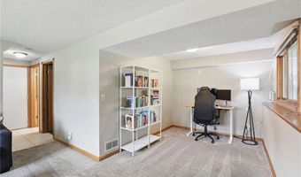 3636 15th Avenue Ct, Anoka, MN 55303