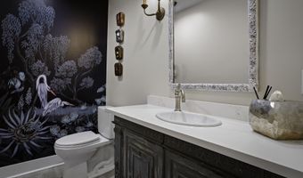 927 N Shore Dr, Biloxi, MS 39532