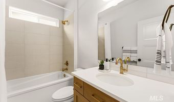 9121 W River Otter Dr, Boise, ID 83714