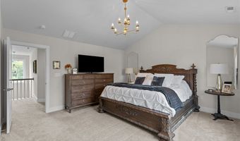 216 Hickory Ln, Adams Twp., PA 16046