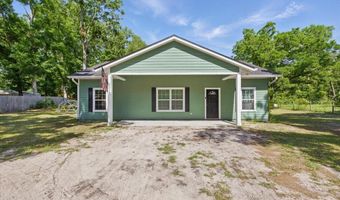 1180 HOUGH St, Bell, FL 32619