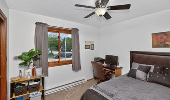 713 10th Ave NW, Altoona, IA 50009