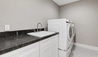 1080 Landavo Rancho Rd, Escondido, CA 92027