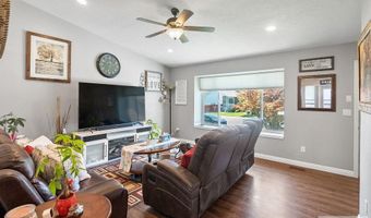 4938 Freedom Ave, Chubbuck, ID 83202