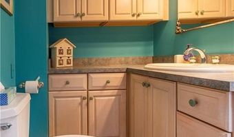 5075 Old Post Rd, Charlestown, RI 02813