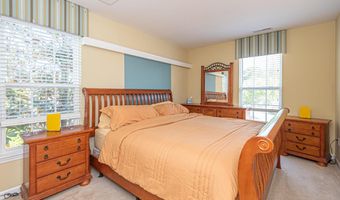 511 SUNLIGHT Ln 3, Berlin, MD 21811