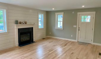 5 Cortland Pl, Standish, ME 04084