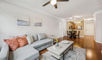 2101 MONROE N 107, Arlington, VA 22207
