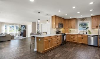 9188 Marsh Rd, Algonac, MI 48001