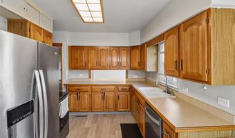 603 1st St E, Altoona, IA 50009