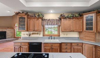 6040 Eden Dr, Aurora, IN 47001