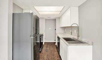 8545 La Corrida Ct, Indianapolis, IN 46227