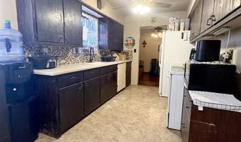 916 Valverde St, Carlsbad, NM 88220