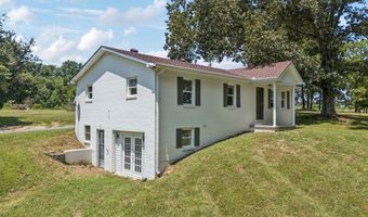 2585 Pow Rd, Baxter, TN 38544