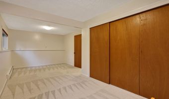 1741 Skilak Cir, Anchorage, AK 99504