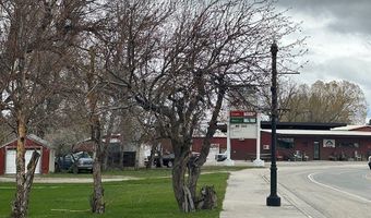 38 N Woodard Ave, Absarokee, MT 59001