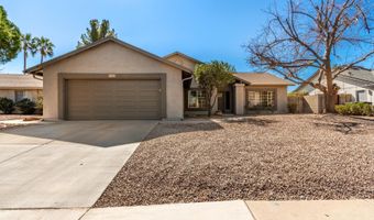 2221 W ROCKWELL Dr, Chandler, AZ 85224