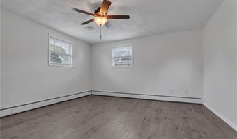 10 Mecca St, North Providence, RI 02904