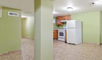 1131 N GILMOR St, Baltimore, MD 21217