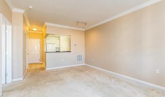 23 PIERSIDE Dr 229, Baltimore, MD 21230