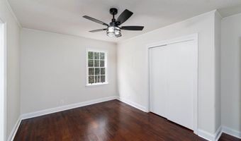2004 Woodside Dr, Camden, SC 29020