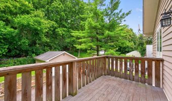 108 N Main St, Algonquin, IL 60102