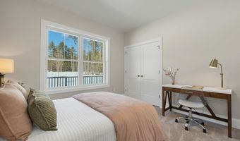 131 County Rd, Amherst, NH 03055