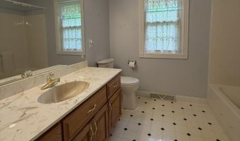 206 Meadow Ridge Dr, Bardstown, KY 40004