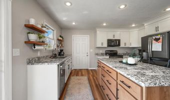 103 Lucas Ln, Aurora, IN 47001