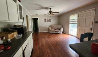 2307 BARNSDALE Way, Albany, GA 31707