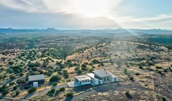 28 Scenic Ridge Dr S, Alpine, TX 79830