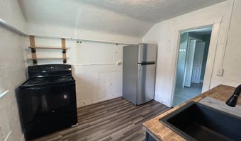 221 S Main St, Cambridge, VT 05444