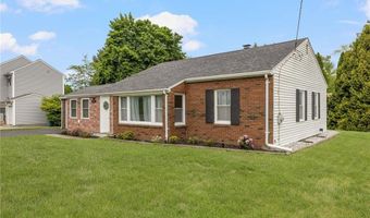 461 River Rd, Lincoln, RI 02865
