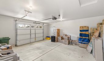 860 1ST St SE, Bandon, OR 97411