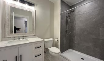 1702 Hill St, Ann Arbor, MI 48104