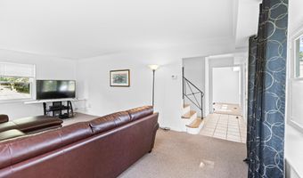 12422 SARAH Ln, Bowie, MD 20715