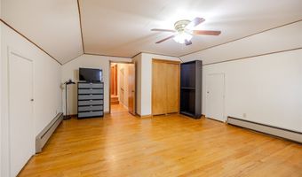 3852 Edinburgh, Austintown, OH 44511