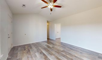 3786 Dover Dr, Ayden, NC 28513