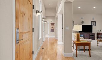 4251 Malibu Dr, Berthoud, CO 80513