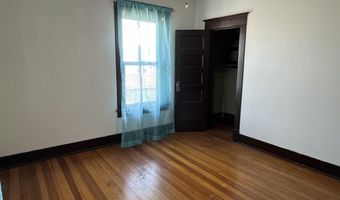 11 5th Ave W, Albia, IA 52531