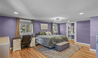 12 Dulles St, Cumberland, RI 02864