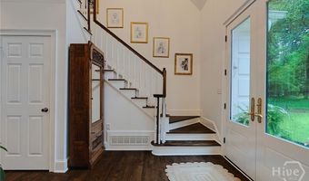 152 Thornhill Dr, Athens, GA 30607
