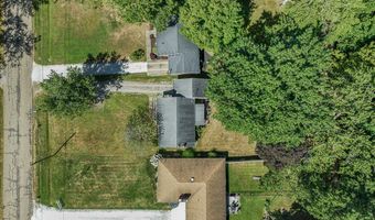 357 Maplewood Dr, Alliance, OH 44601