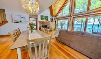 19 Glenview Ln, Belfast, ME 04915