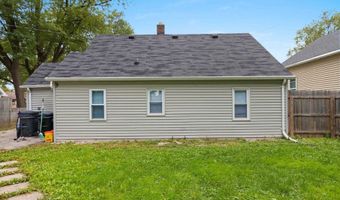 1425 CLARK St, Allouez, WI 54301